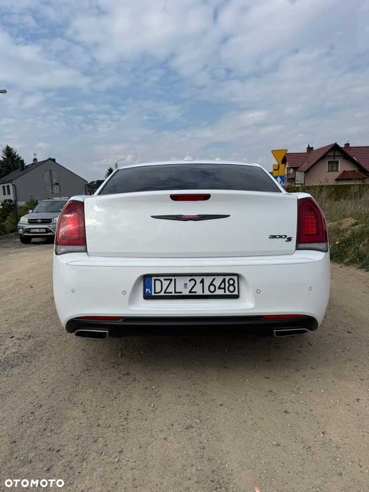 Chrysler 300s - 6