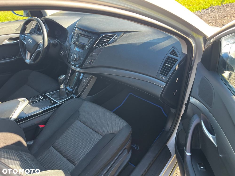 Hyundai i40 Kombi 1.6 Trend - 11