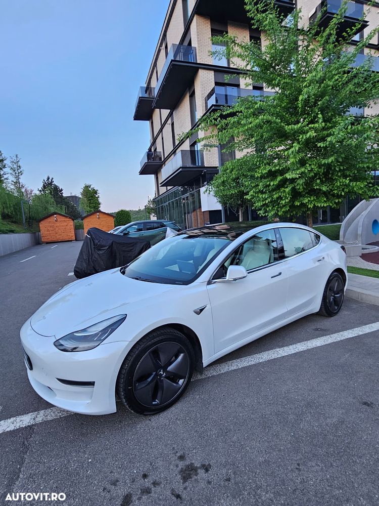 Tesla Model 3 Langstreckenbatterie Allradantrieb Dual Motor - 2