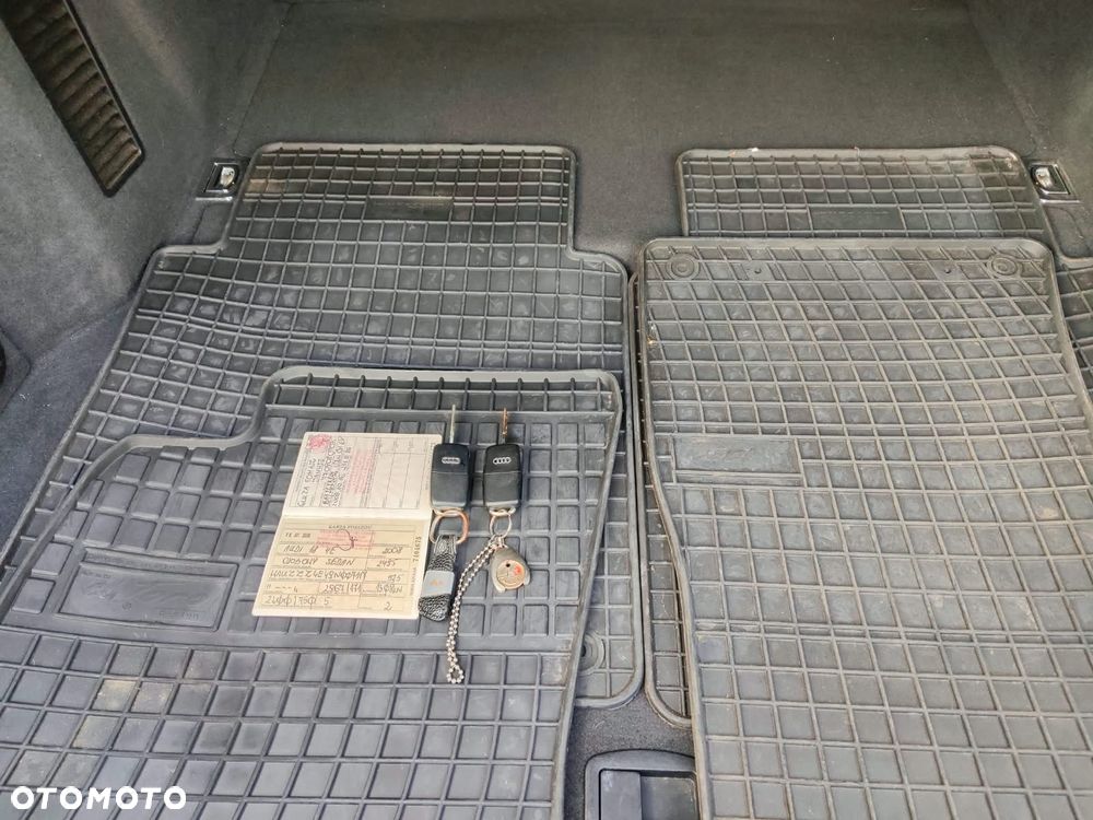 Audi A8 3.0 TDI L Quattro - 25