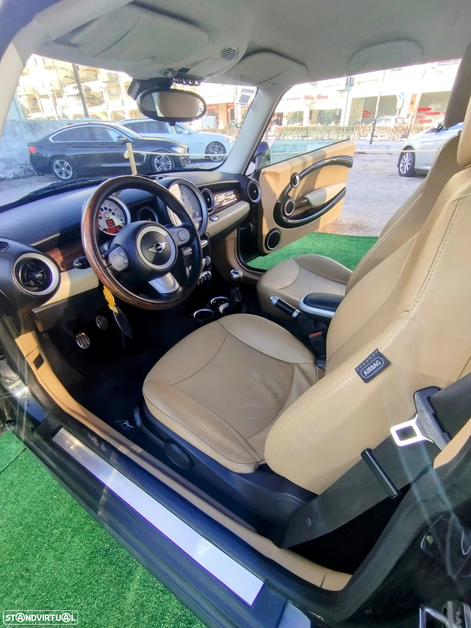 MINI Clubman Cooper D - 8