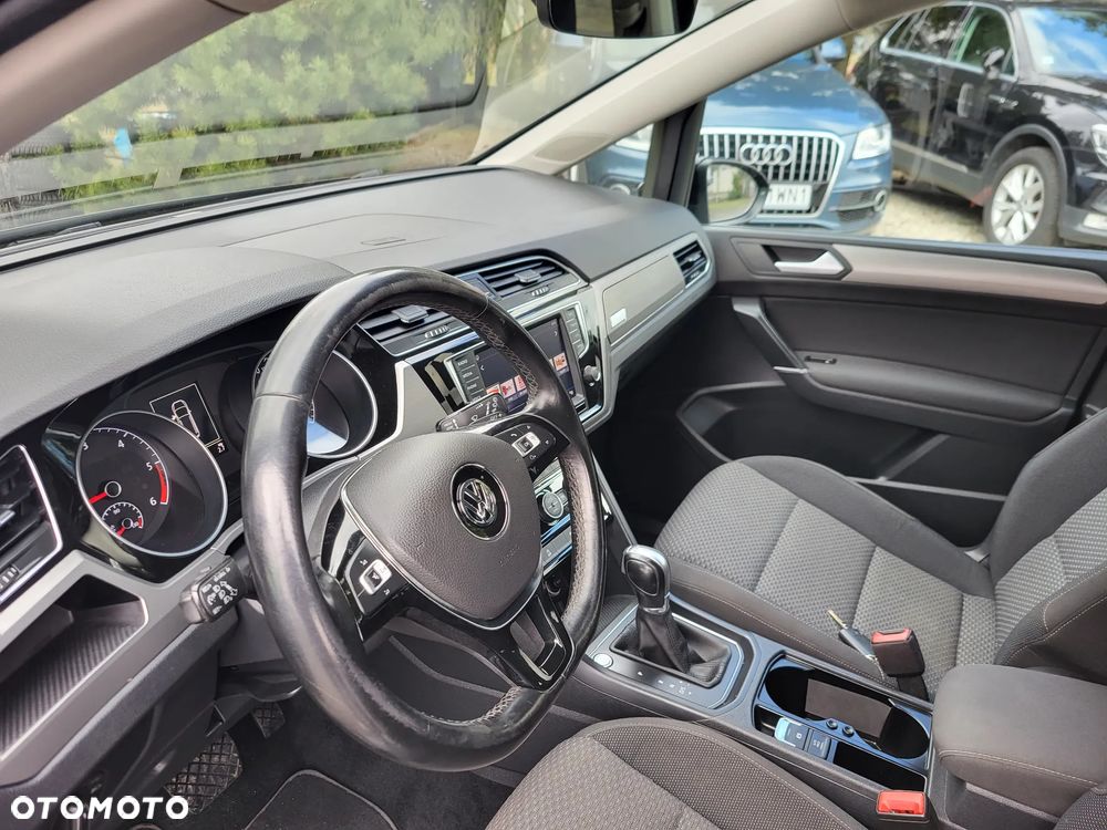 Volkswagen Touran 2.0 TDI SCR (BlueMotion Technology) DSG Highline - 6