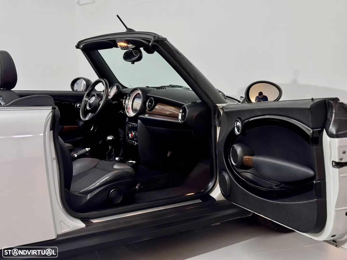 MINI Cabrio Cooper D - 51