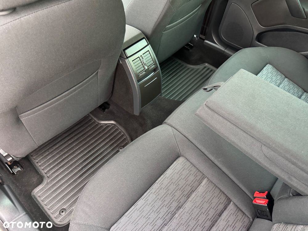 Skoda Octavia 1.4 TSI Family - 22