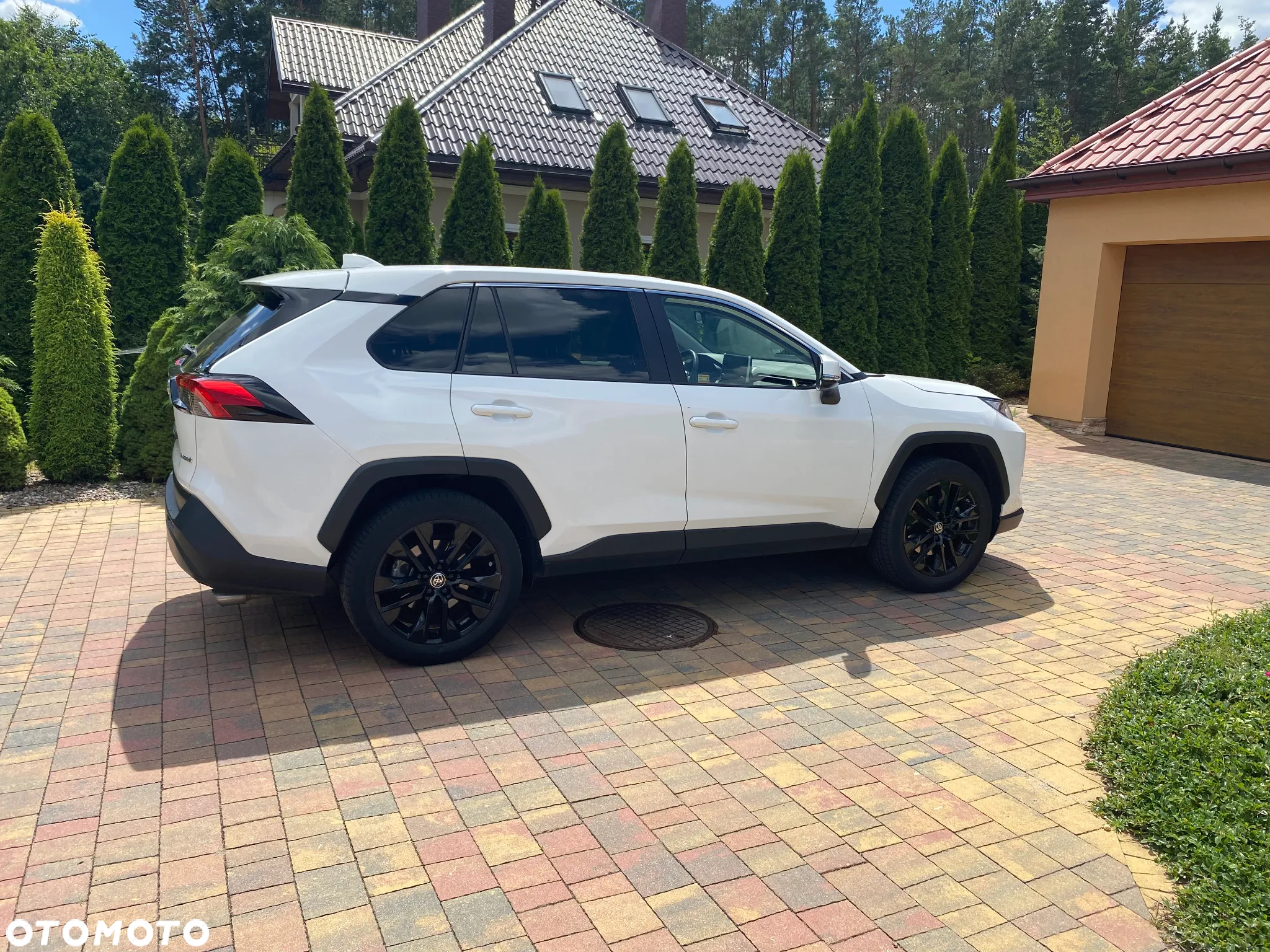Toyota RAV4 - 3