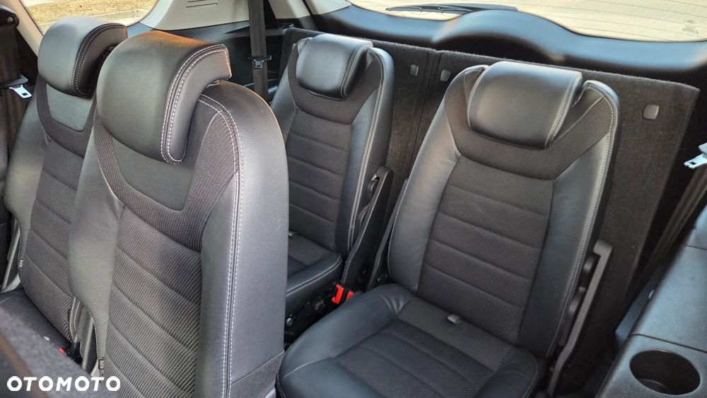 Ford S-Max 2.0 TDCi DPF Titanium X - 21