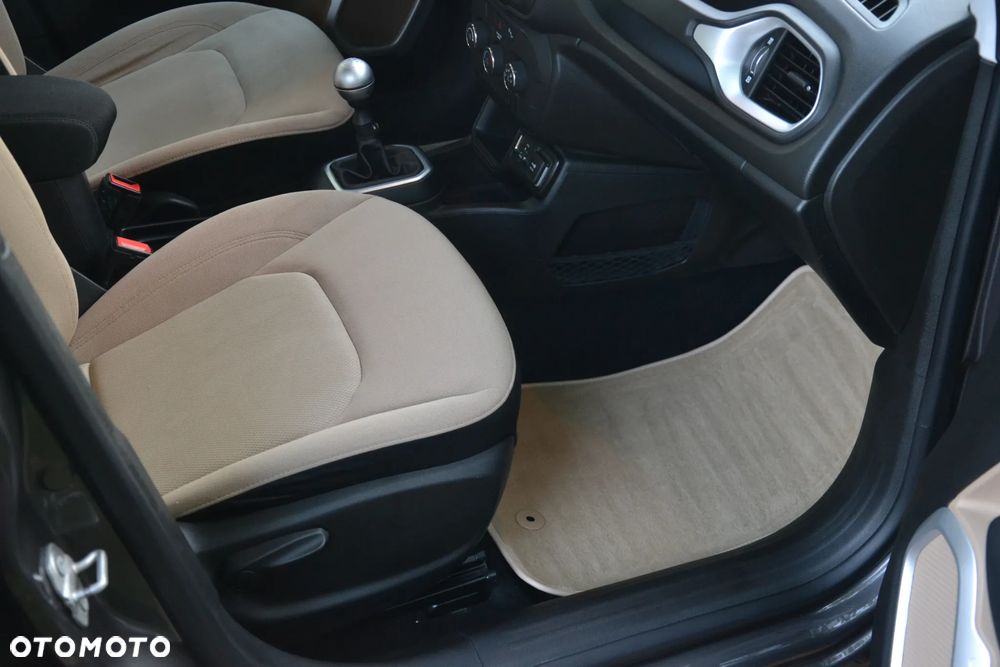 Jeep Renegade 1.6 E-TorQ Longitude FWD - 32