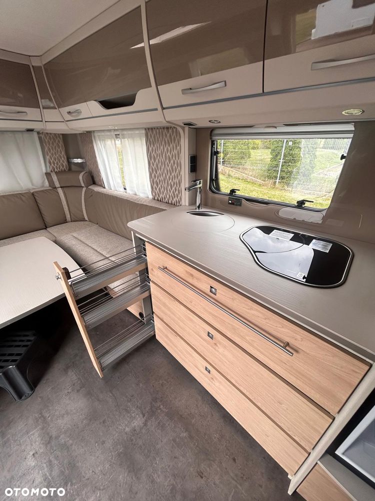 Dethleffs Nomad 760 DR - 24