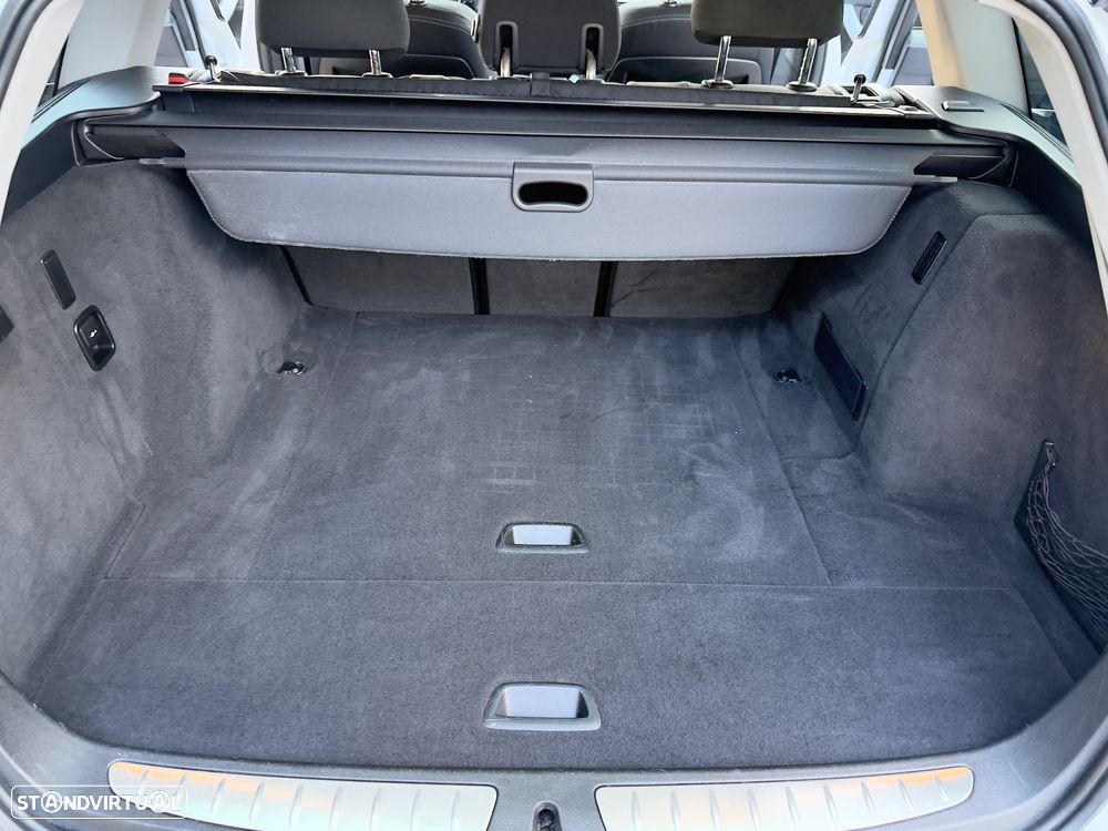 BMW 318 d Auto Pack M - 37