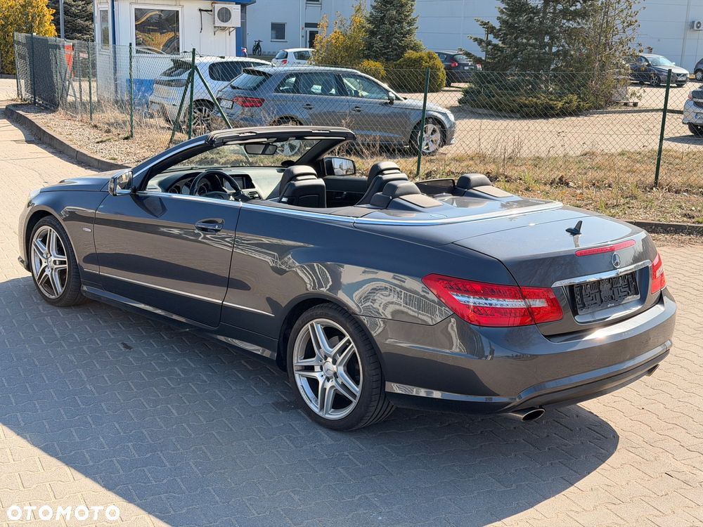 Mercedes-Benz Klasa E 350 CGI BlueEFFICIENCY 7G-TRONIC Elegance - 3