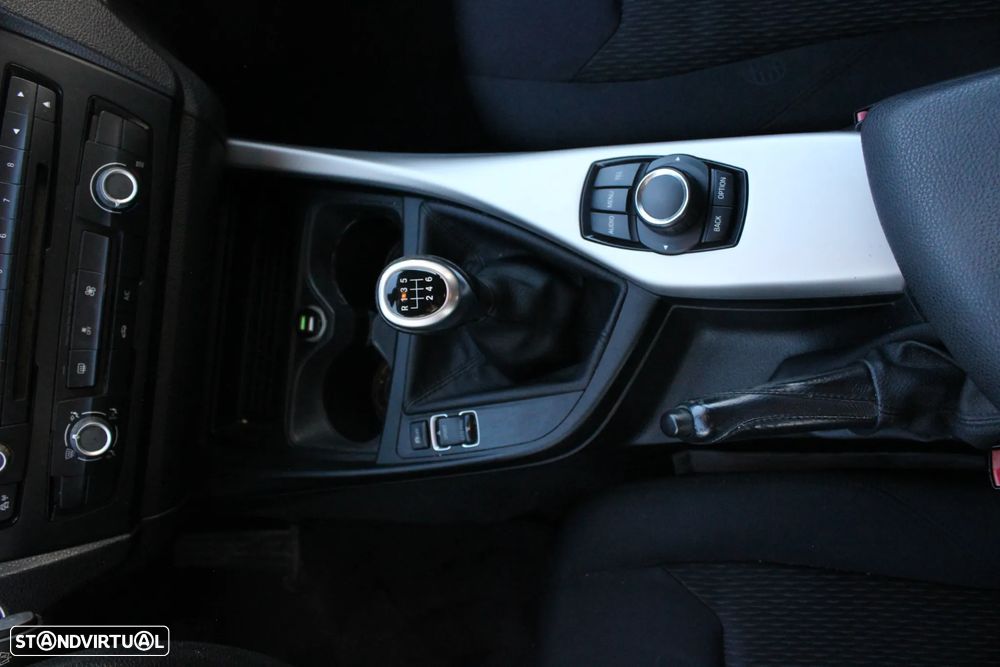 BMW 118 d Line Urban - 7