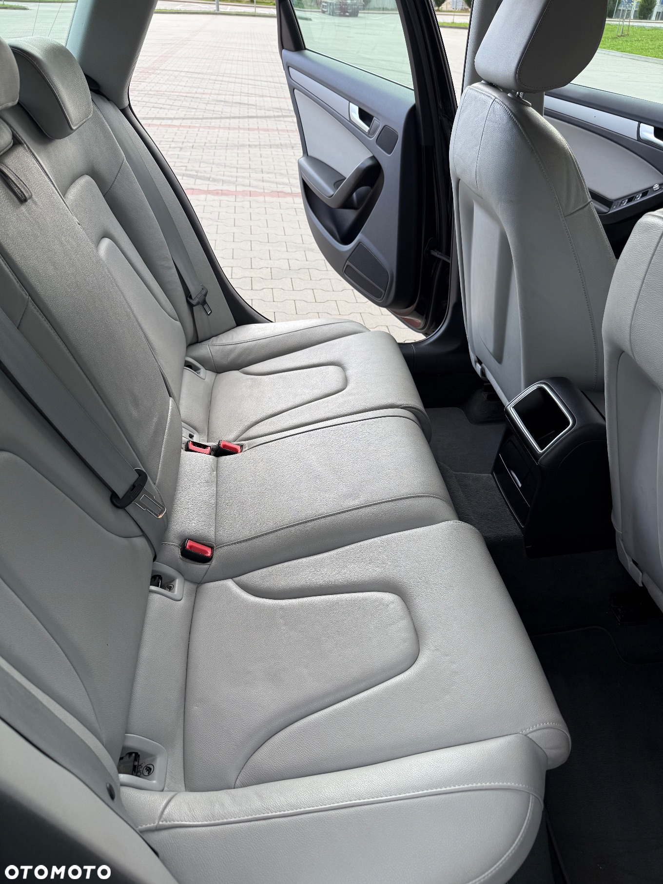 Audi A4 2.0 TDI DPF quattro Ambiente - 16