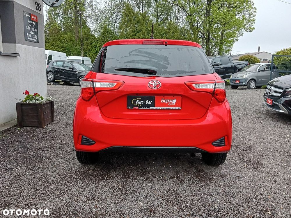 Toyota Yaris - 5
