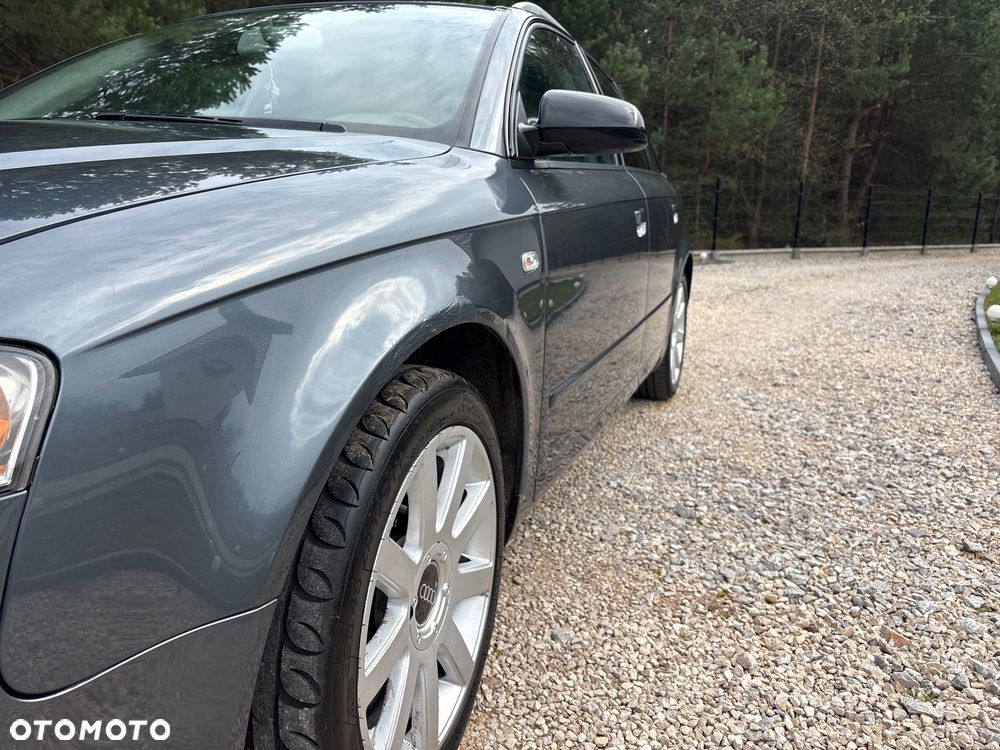 Audi A4 Avant - 9