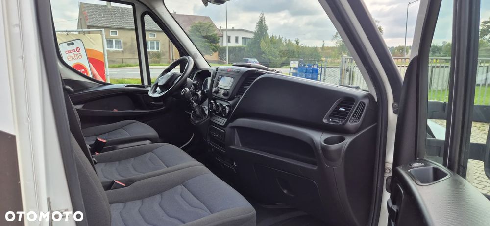 Iveco DAILY - 12
