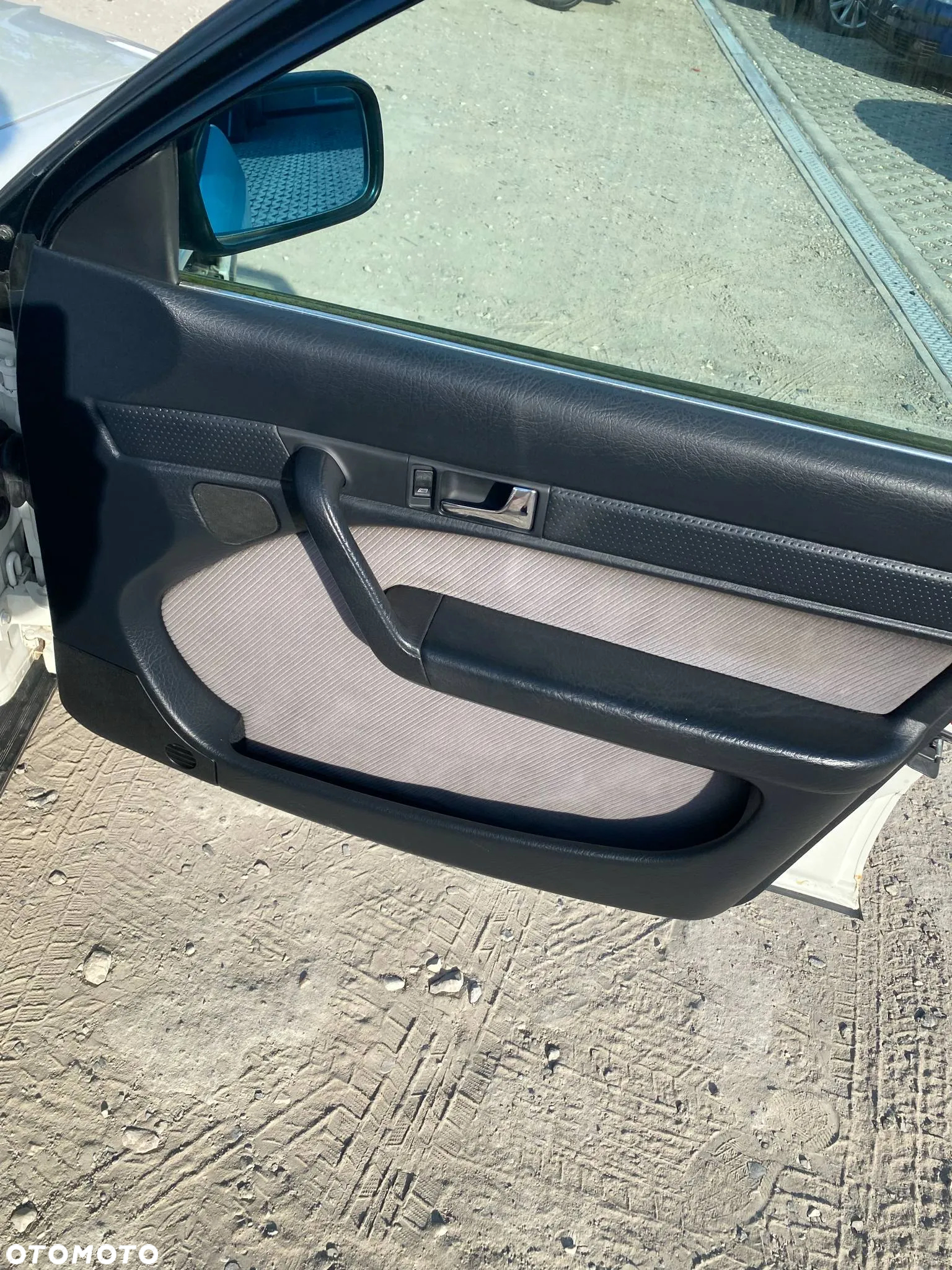 Audi 100 - 5