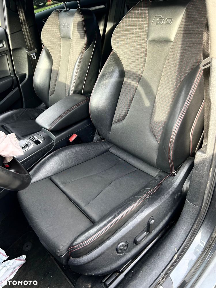 Audi S3 Limousine TFSI S tronic - 4