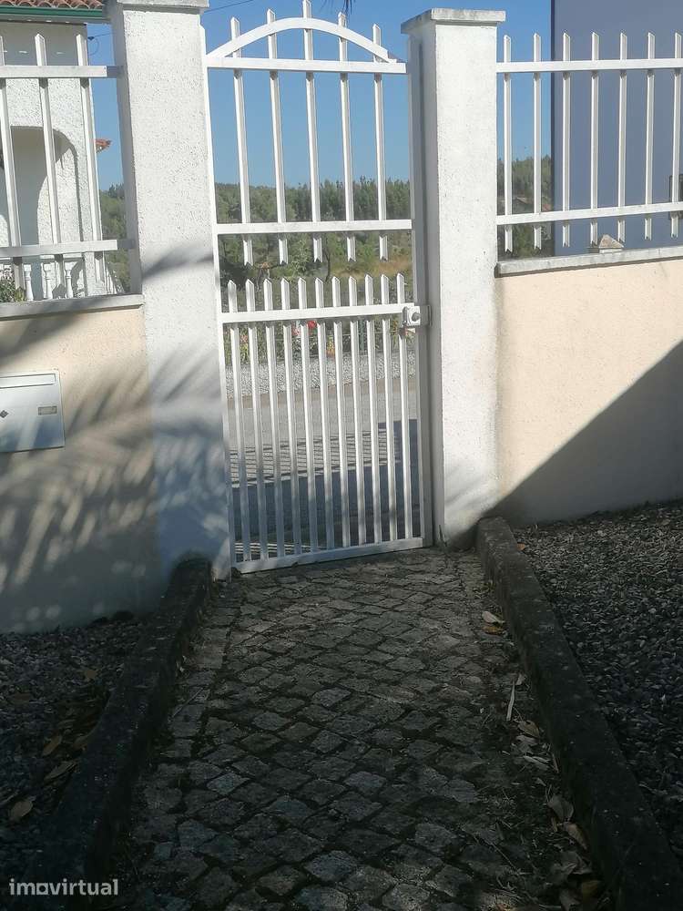 Quinta com 2 moradias em Tábua - Grande imagem: 3/40