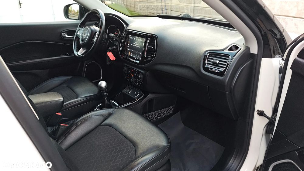 Jeep Compass 1.4 MultiAir Limited - 35