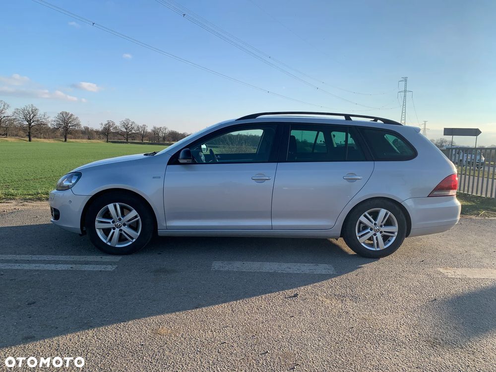 Volkswagen Golf VI 2.0 TDI Comfortline DSG - 2