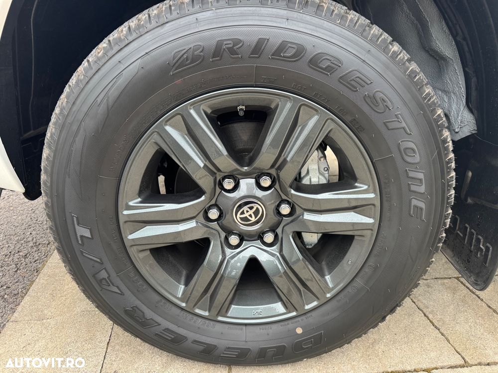 Toyota Hilux ver-4x4-double-cab-autm-comfort - 16