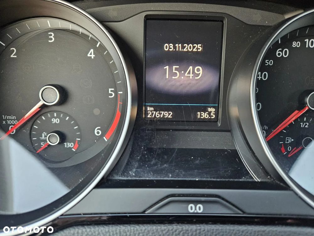 Volkswagen Passat 2.0 TDI SCR Comfortline - 16