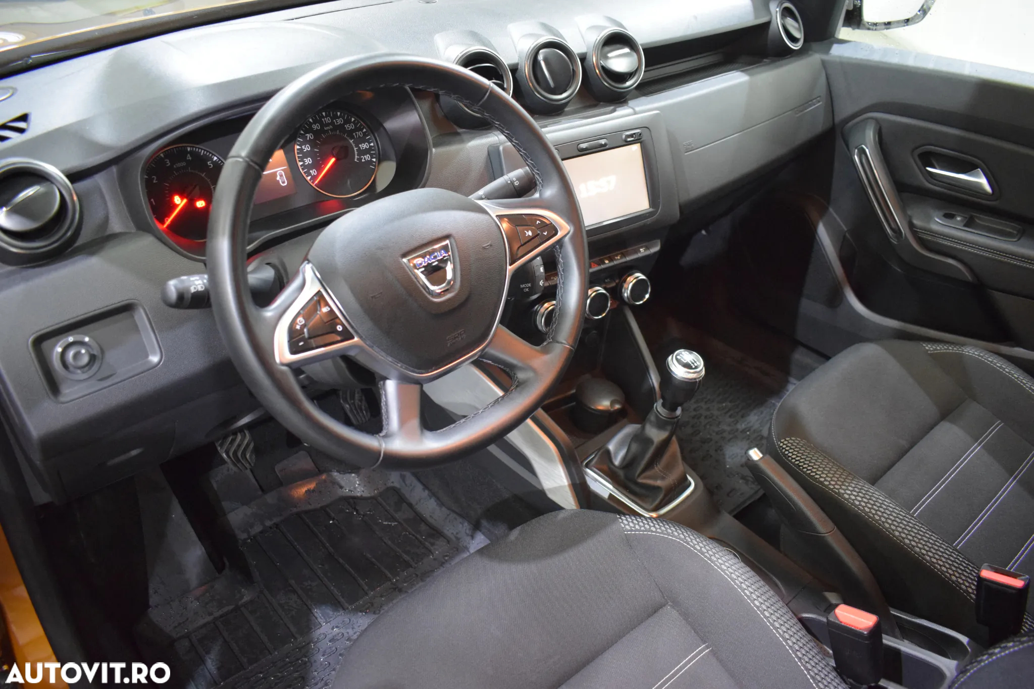 Dacia Duster 1.5 Blue dCi 4WD Prestige jante 17" - 4