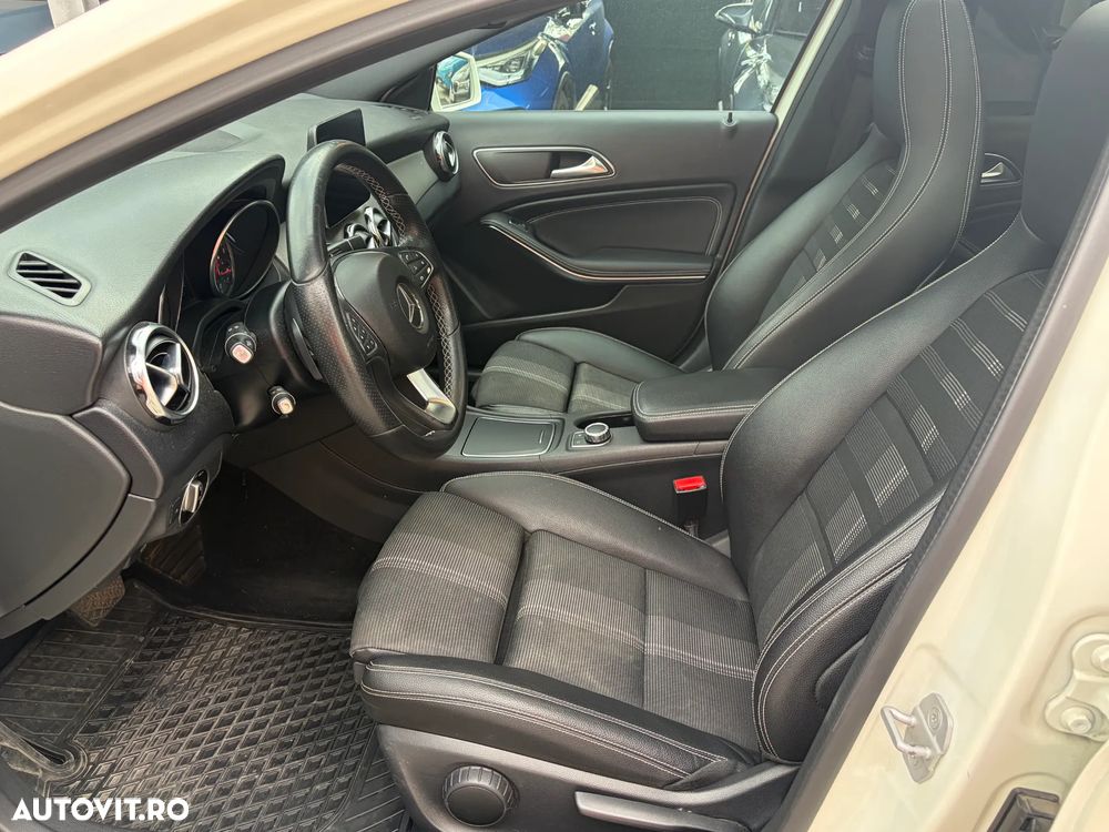 Mercedes-Benz GLA 220 d Aut. - 15