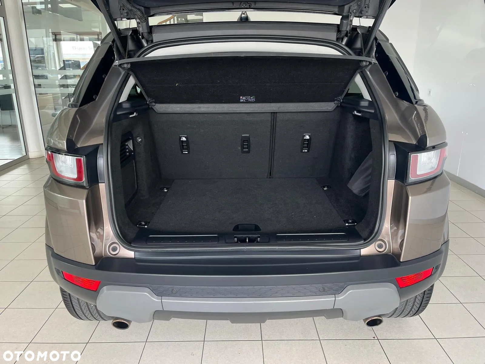 Land Rover Range Rover Evoque 2.0TD4 SE Dynamic - 6
