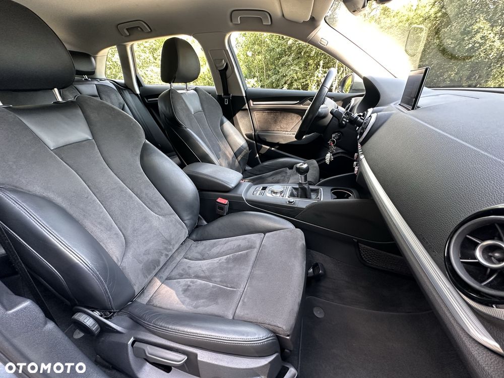 Audi A3 Sportback - 8