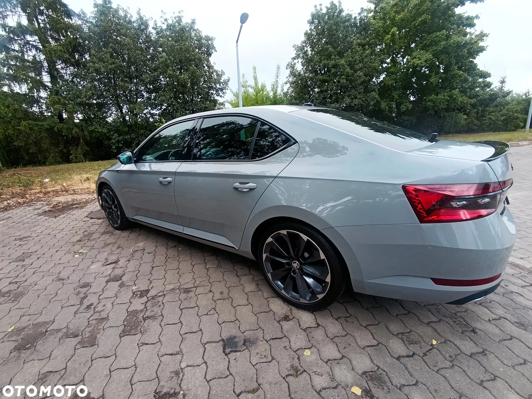 Skoda Superb 2.0 TDI SCR Sportline DSG - 35