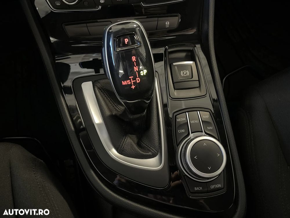 BMW Seria 2 218i Active Tourer Aut. - 18