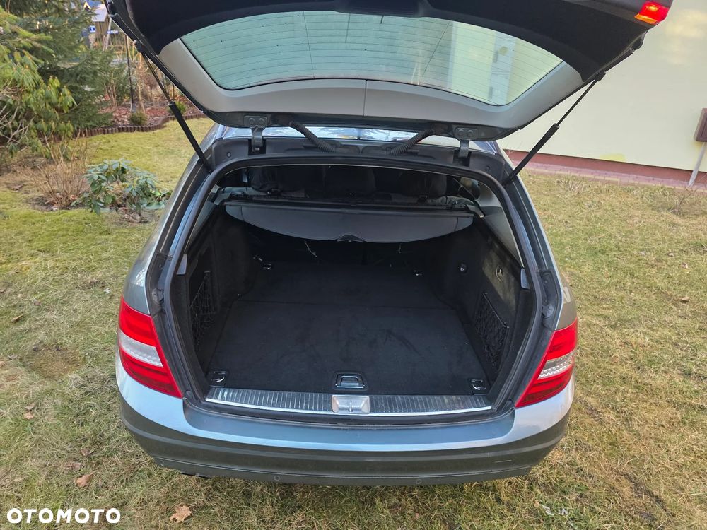 Mercedes-Benz Klasa C 200 CDI BlueEff Avantgarde - 7