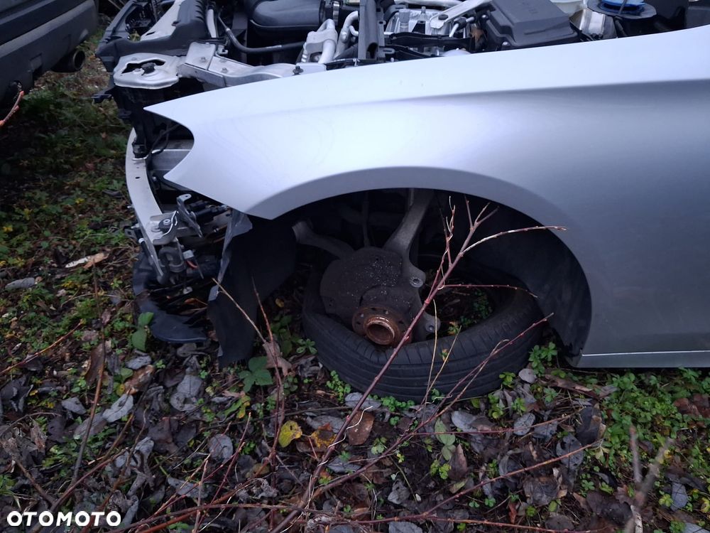 Mercedes-Benz Klasa E 220 d Business Edition 9G-TRONIC - 13