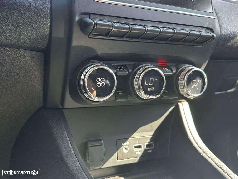 Renault Captur 1.0 TCe Techno - 16