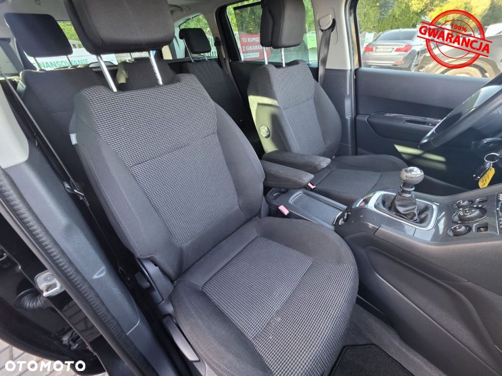 Peugeot 5008 - 26