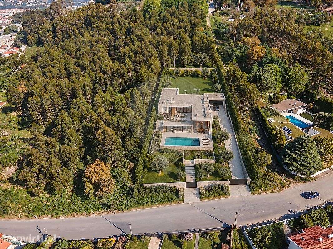 Terreno  para venda - Grande imagem: 2/19