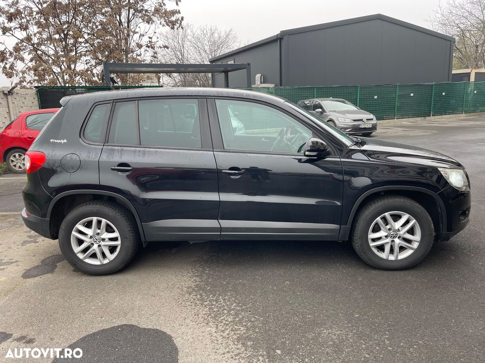 Volkswagen Tiguan - 5