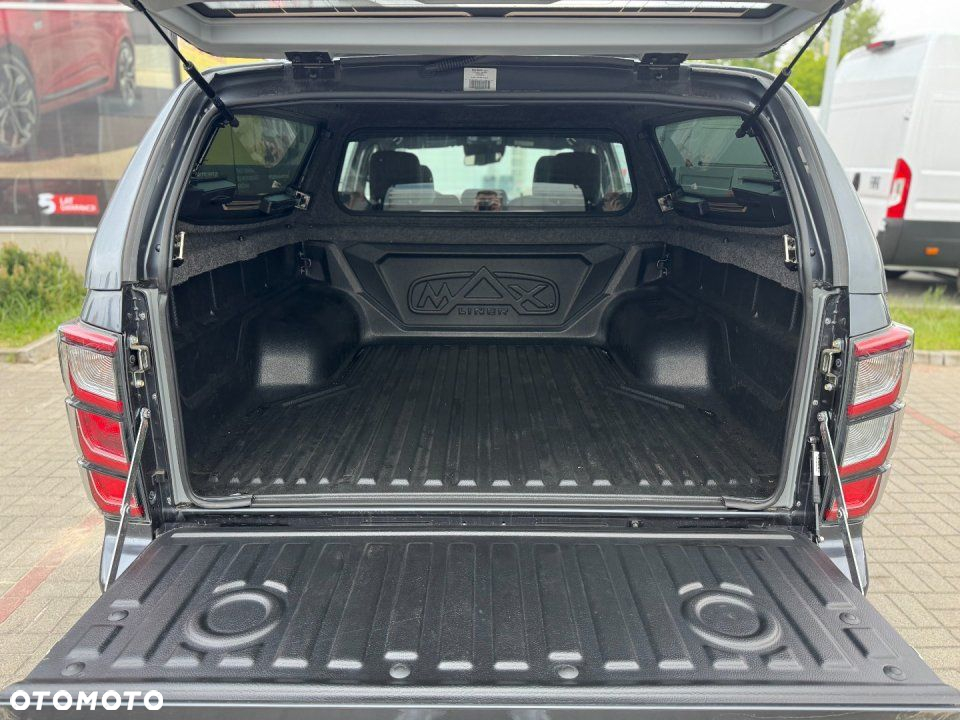 Isuzu D-Max - 6