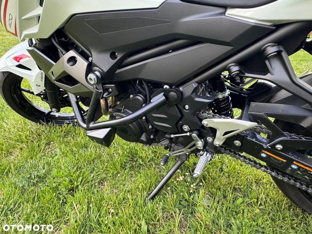 Kawasaki Ninja 400 - 9