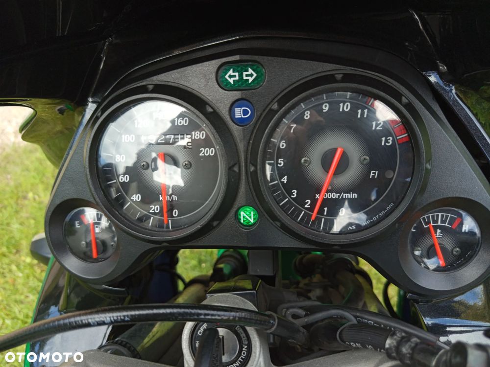 Honda CBR - 9