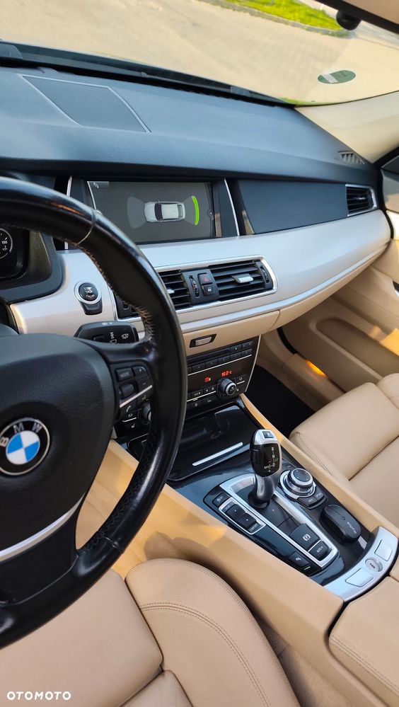 BMW 5GT 530d - 16