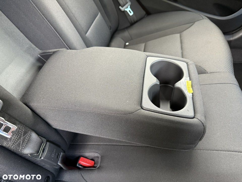 Hyundai i40 2.0 Premium - 35