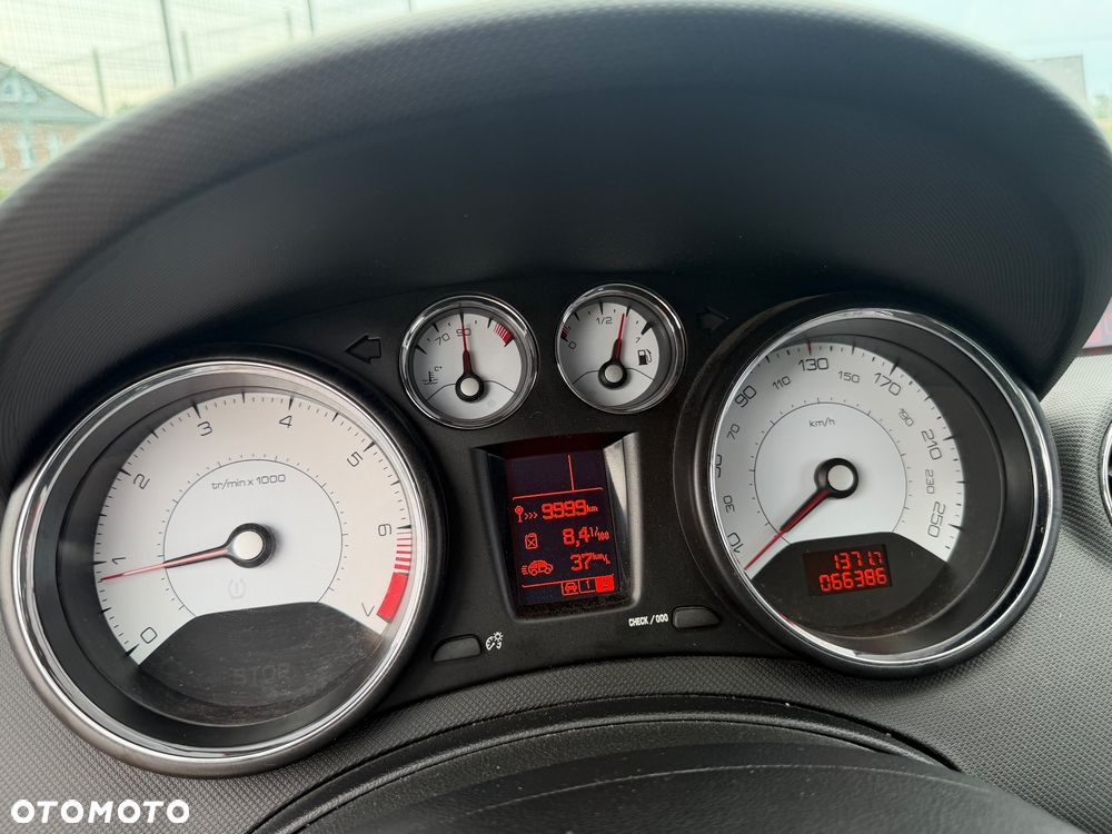Peugeot 308 CC 120 VTi Premium - 32