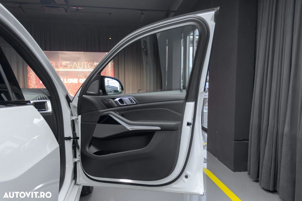 BMW X5 M M60i xDrive - 24