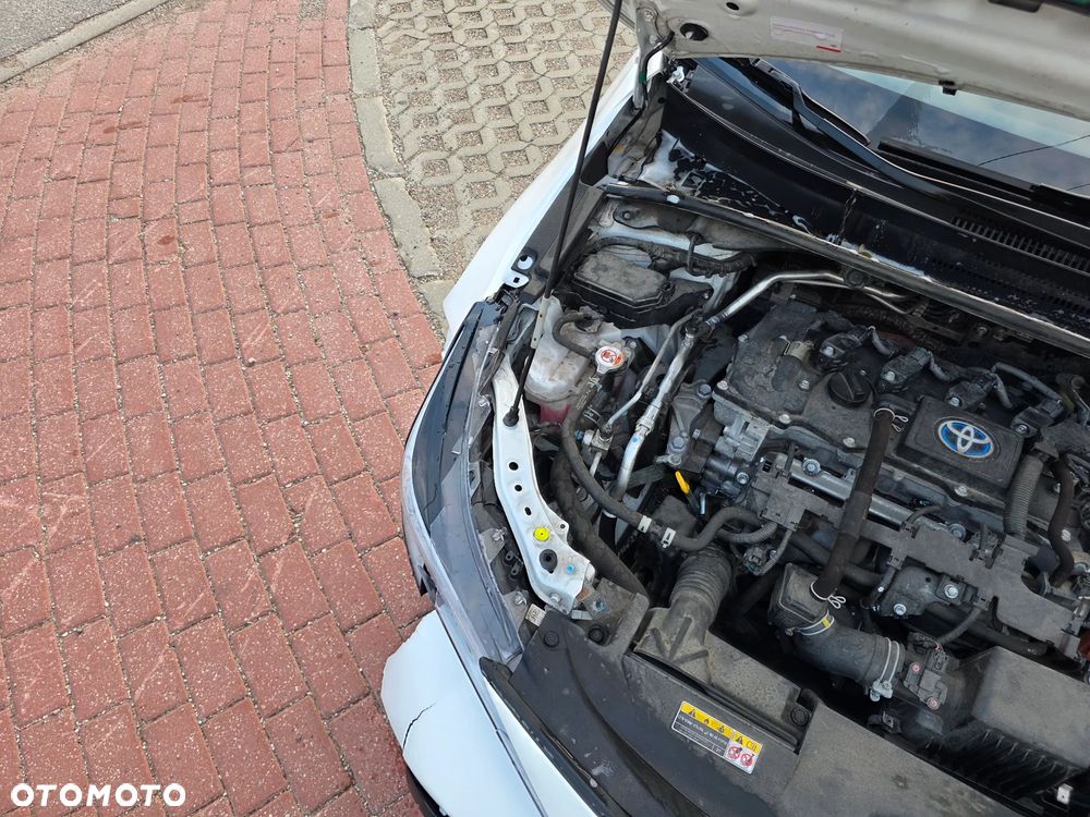 Toyota Corolla 1.8 Hybrid Style - 17
