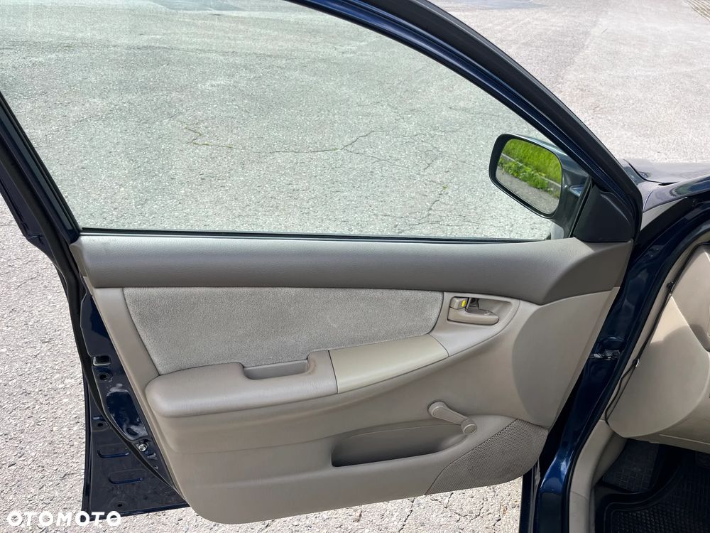 Toyota Corolla - 9