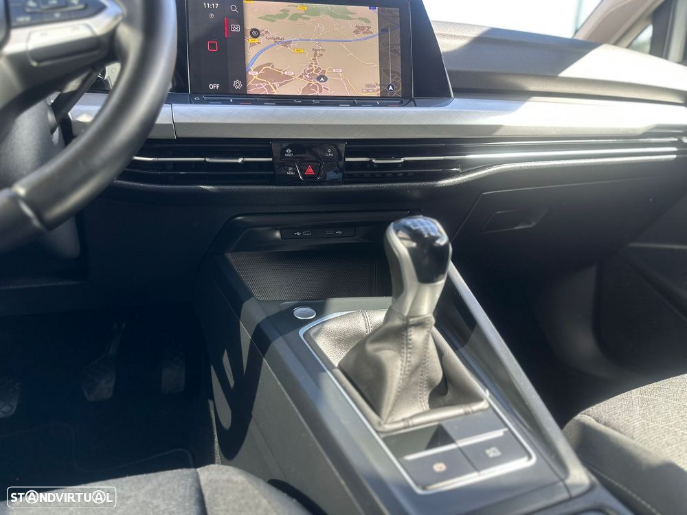 VW Golf 2.0 TDI Conceptline - 29