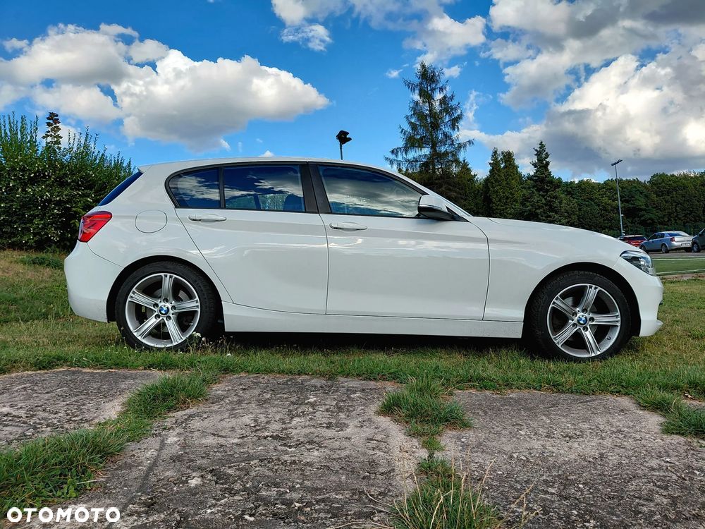 BMW Seria 1 120d Sport-Aut Sport Line - 3