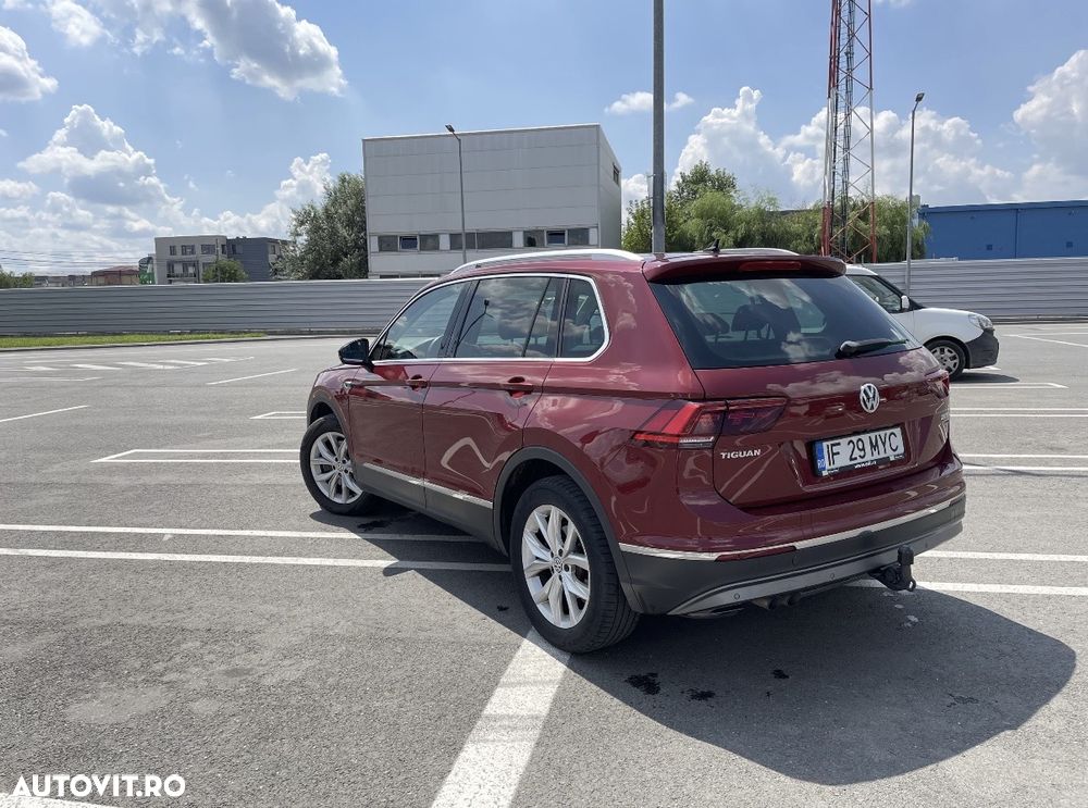 Volkswagen Tiguan - 2